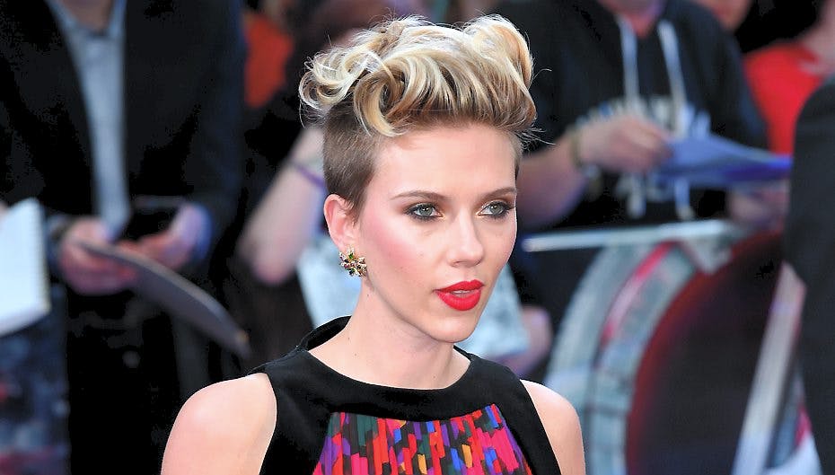 - Ægteskab er hårdt arbejde, mener Scarlett Johansson.