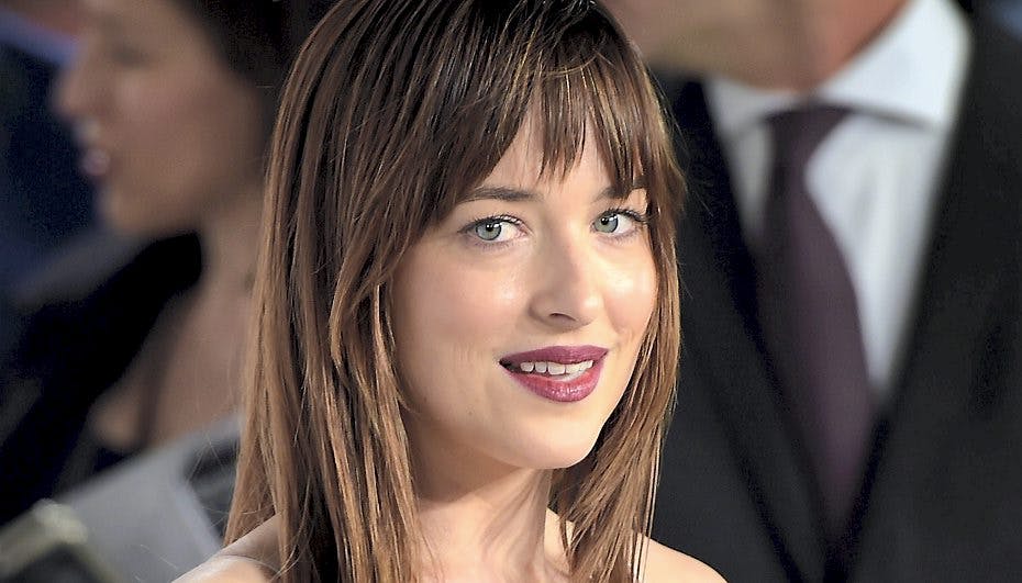 Meget af tiden havde Dakota Johnson ellers ikke tøj på i filmen 'Fifty Shades of Grey'