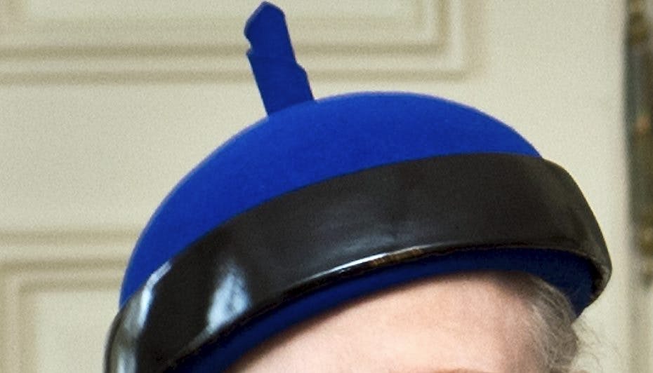 Slovakiets præsidentpar blev modtaget af denne hatteklædte dame