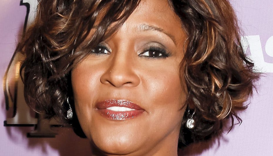Whitney Houston blev lørdag bisat i New Jersey