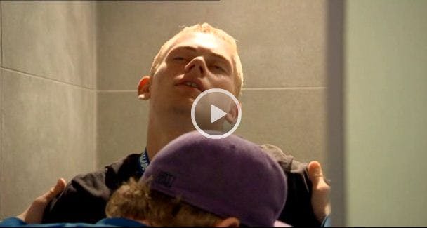 - Jeg drikker aldrig mere. Den sætnning kommer sikkert ud af Olsens mund, når han engang vågner
