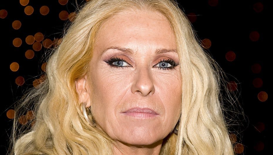 Sanne Salomonsen har en god ven, der holder hende varm om natten