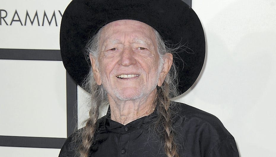 Willie Nelson har fået Ol' Dillo tilbage.
