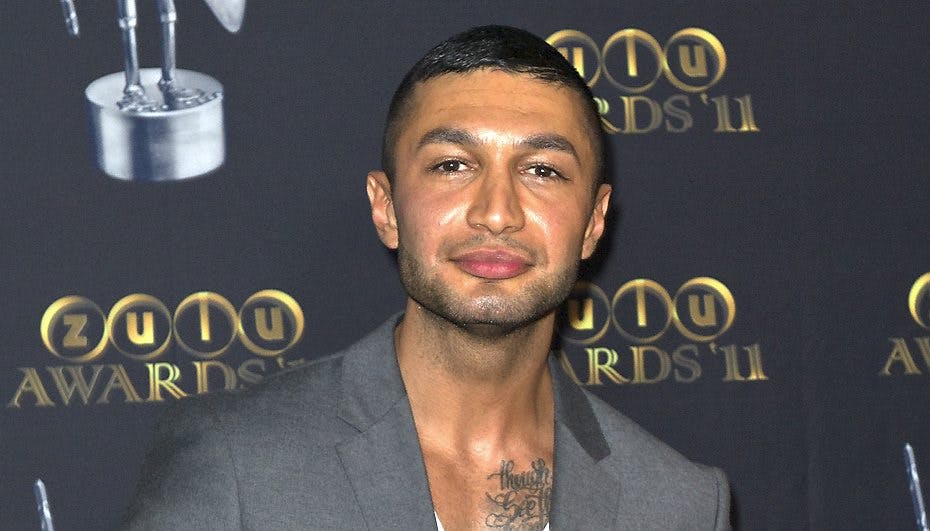 Popdrengen er udelukkende til velformede bagdele