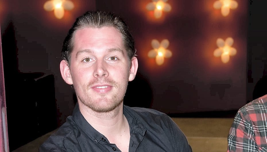 Rasmus Seebach glæder sig til en rugbrødsmad med leverpostej efter nogle dage i Tokyo