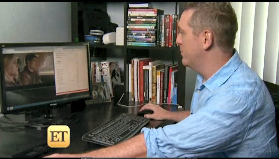 Greg Harty er en af de få, som tjener til føden ved at se TV-serier og film.