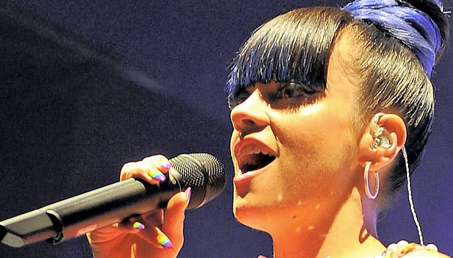 Lily Allan festede efter bryst-smutteren.