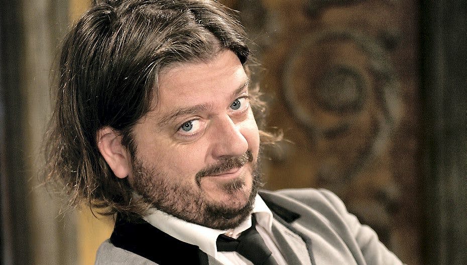 Anders Lund Madsen har både kvittet smøgerne, kaffen og den fede mad