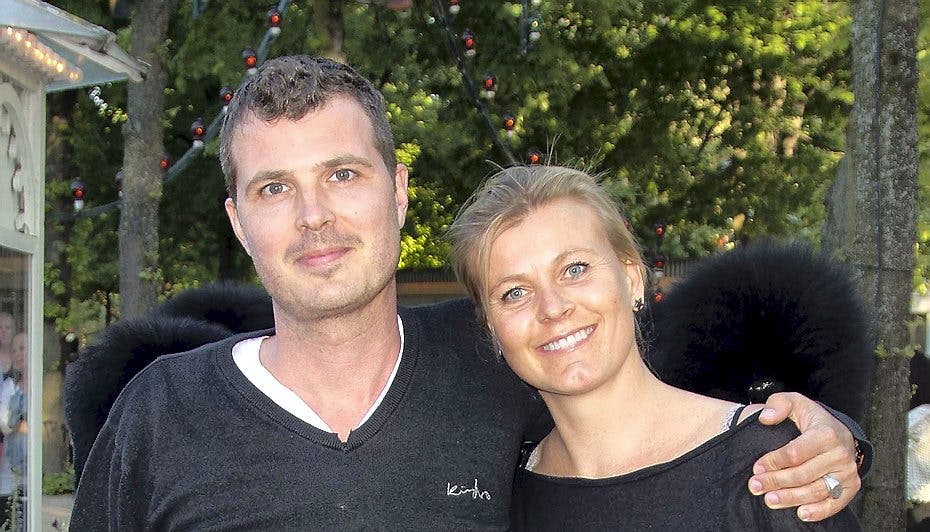 Pelle Hvenegaard blev lørdag gift med Charlotte Gullacksen