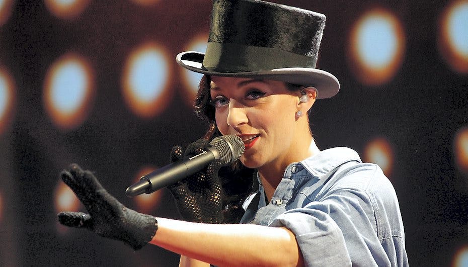 X Factor-festen sluttede for den første deltager fredag aften