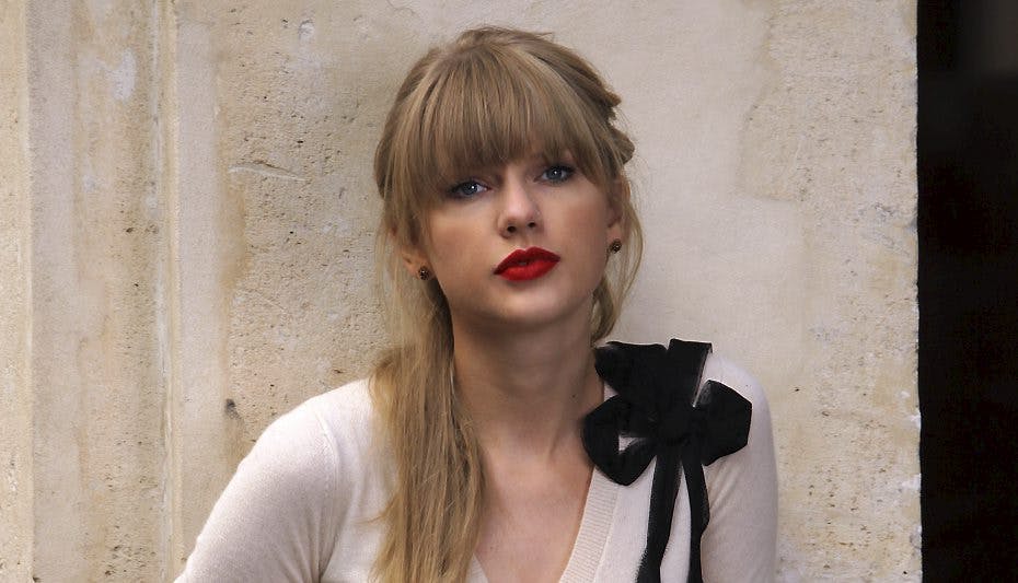 Taylor Swifts store interesse for musik gjorde hende til mobbeoffer i skolen