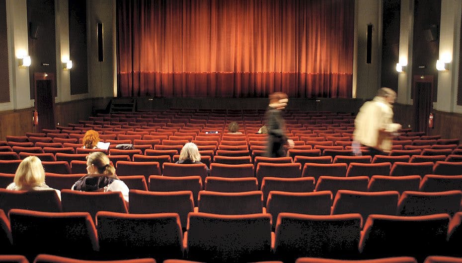 Tusindvis af Facebook-brugere hylder Dagmar Bio