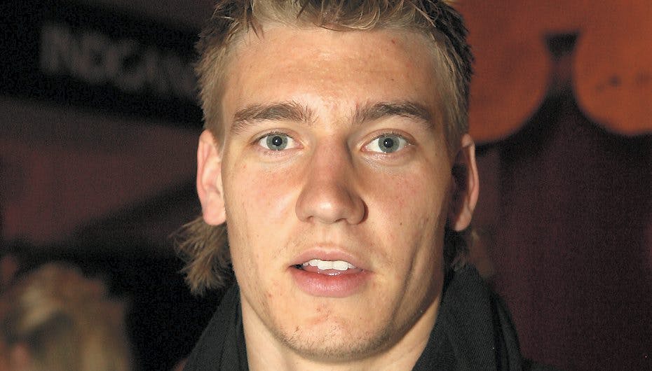 Julie Zangenbergs sociale evner smitter nu af på kæresten Nicklas Bendtner