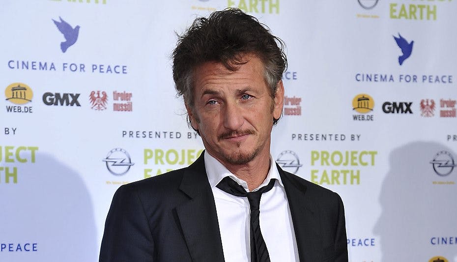Sean Penn hader at blive fotograferet på den røde løber