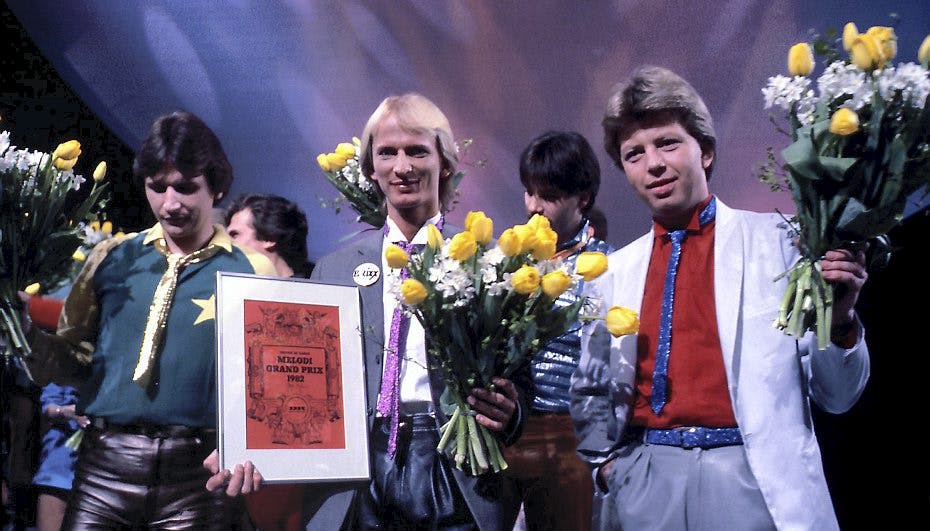 I artiklen kan du blandt andet læse hvordan Jens Brixtofte, der sammen med Brixx vandt det danske Melodi Grand Prix i 1982 med nummeret ”Video Video” skal følge med i aften.