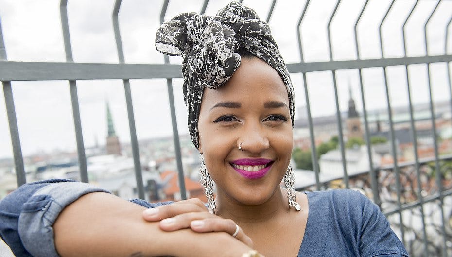 Barbara Moleko sang sig ind i danskernes hjerter med covernummeret af Tøsedrengenes "Indianer"