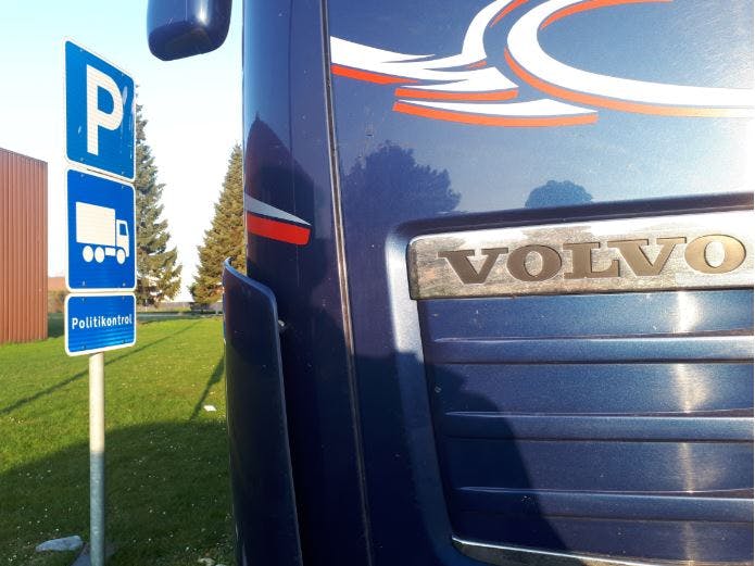 https://imgix.seoghoer.dk/media/article/2019-04-12_13_43_52-lastbilchauffoer_tog_et_hvil_paa_politiets_parkeringsplads_endte_med_hoej_boede_n.jpg