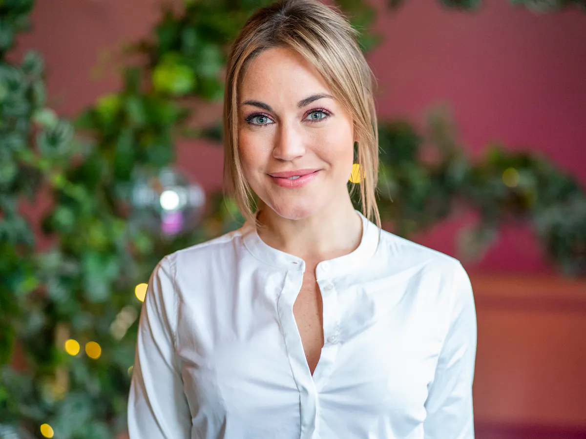 Amalie Szigethy er gravid | SE og HØR