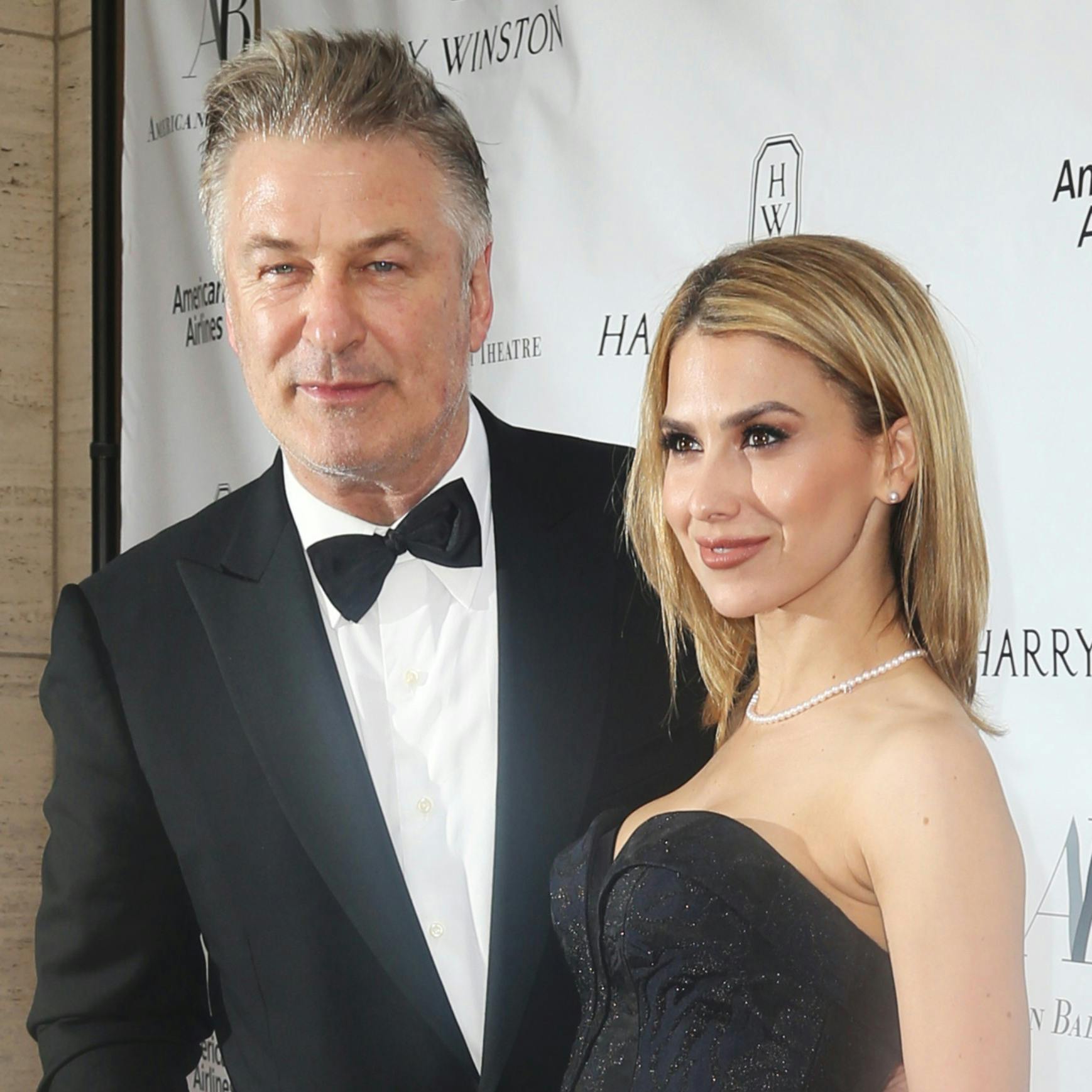 https://imgix.seoghoer.dk/media/article/alec_baldwin_og_hilaria_baldwin_2.jpg