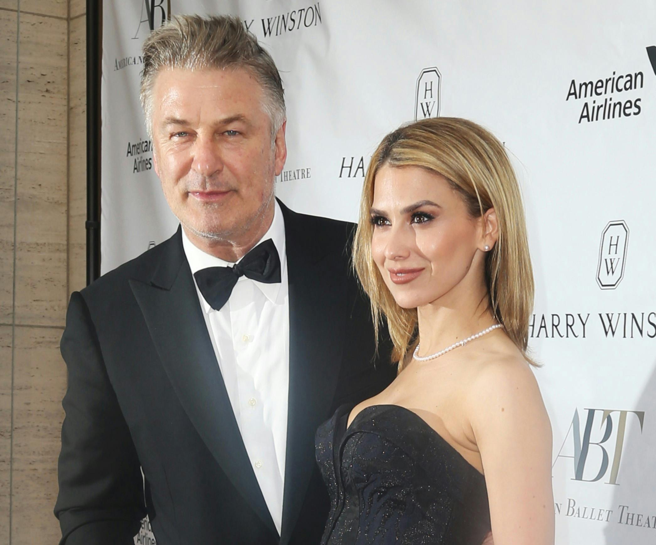 https://imgix.seoghoer.dk/media/article/alec_baldwin_og_hilaria_baldwin_2.jpg