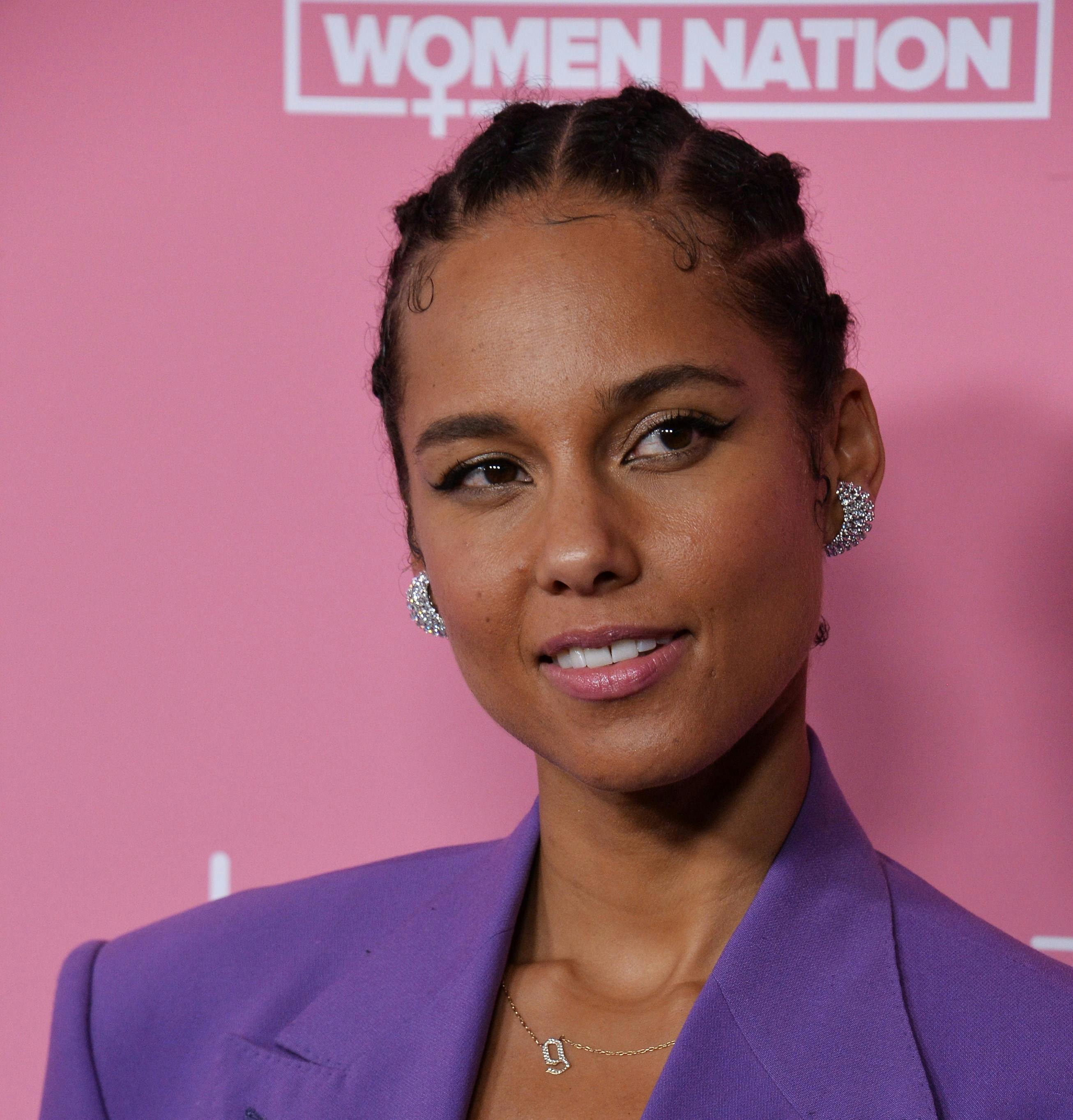 https://imgix.seoghoer.dk/media/article/alicia_keys_afhaengig.jpg
