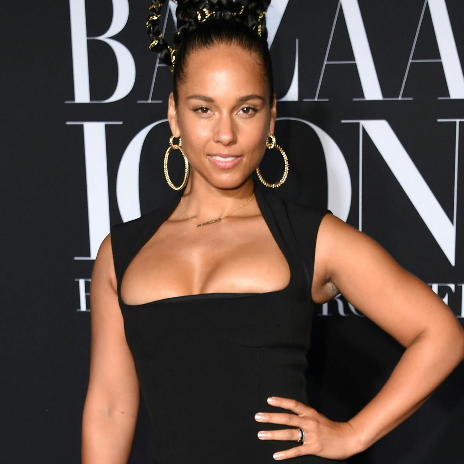 https://imgix.seoghoer.dk/media/article/alicia_keys_mega.jpg