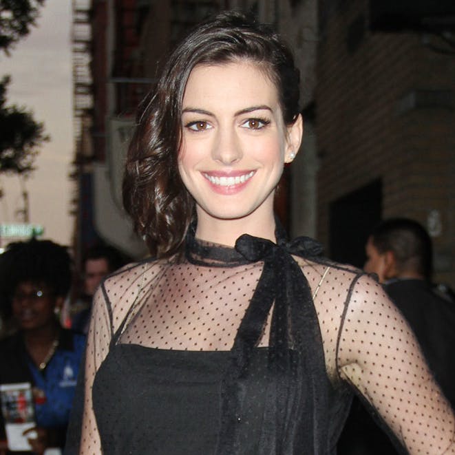 https://imgix.seoghoer.dk/media/article/anne-hathaway-er-gravid-se-billederne-babybule.jpg
