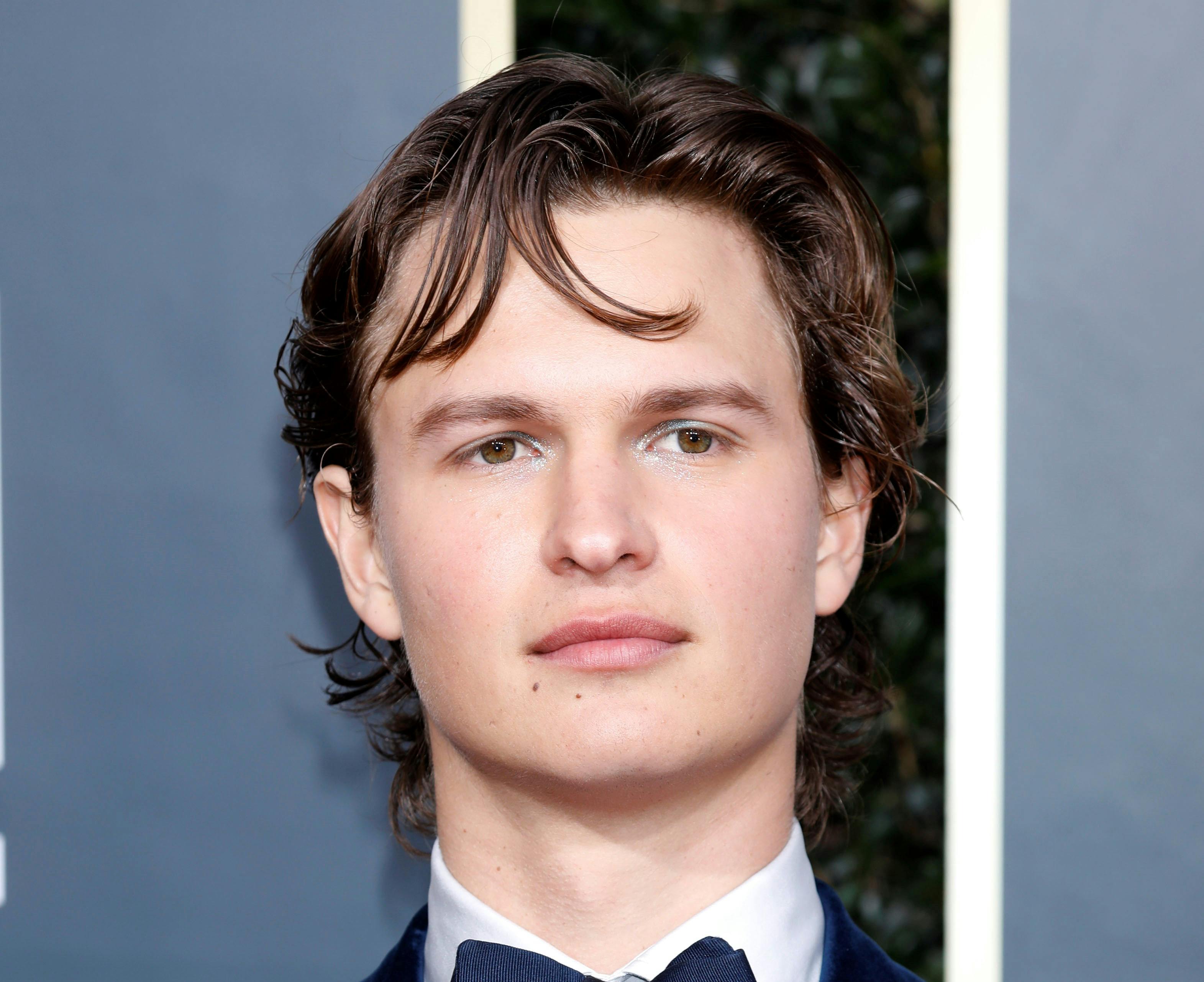 https://imgix.seoghoer.dk/media/article/ansel_elgort_0.jpg