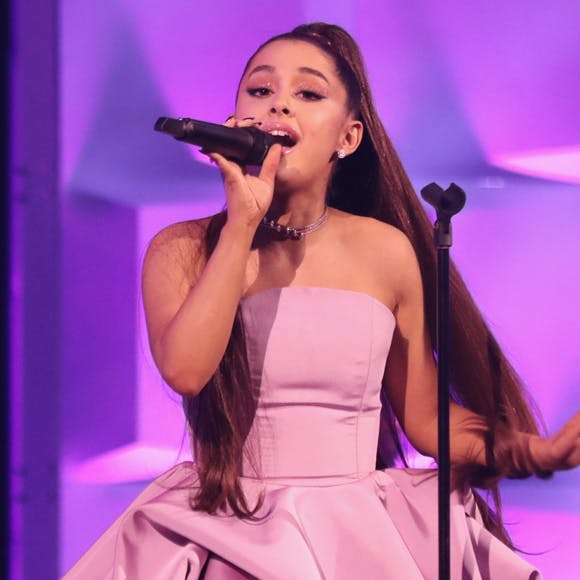 https://imgix.seoghoer.dk/media/article/ariana_grande_2.jpg