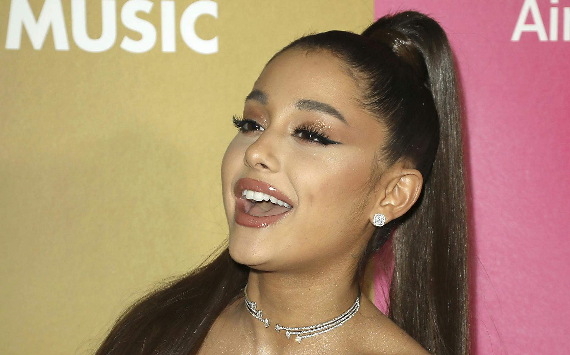 https://imgix.seoghoer.dk/media/article/ariana_grande_3.jpg