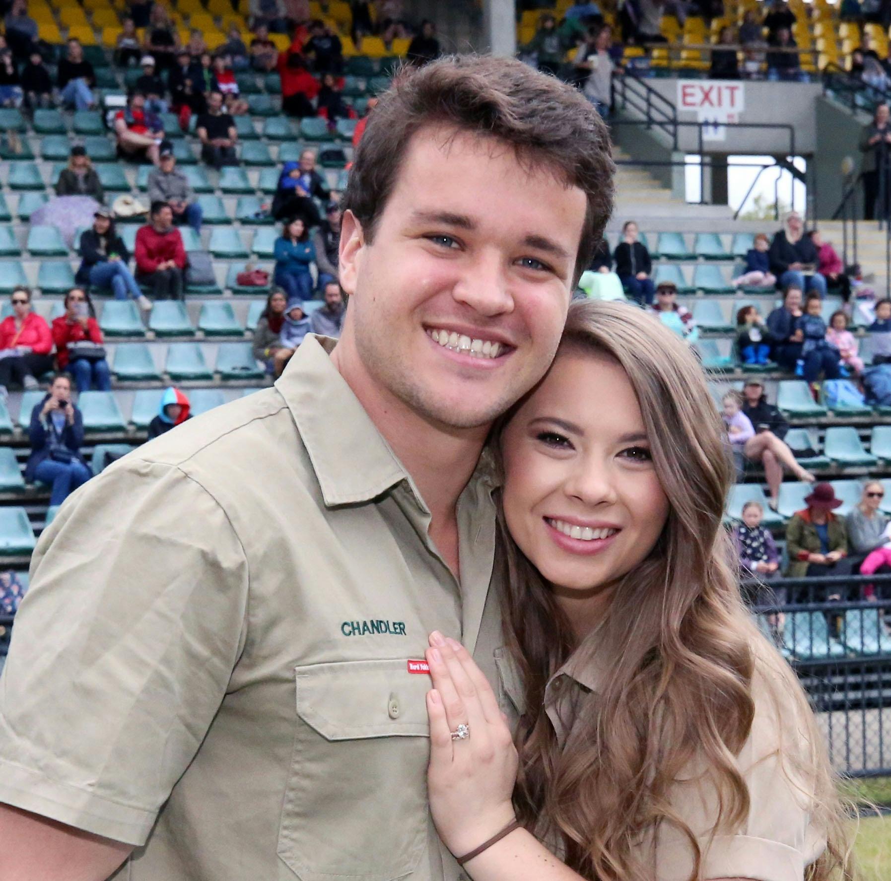 https://imgix.seoghoer.dk/media/article/bindi_irwin_og_chandler_powell.jpg