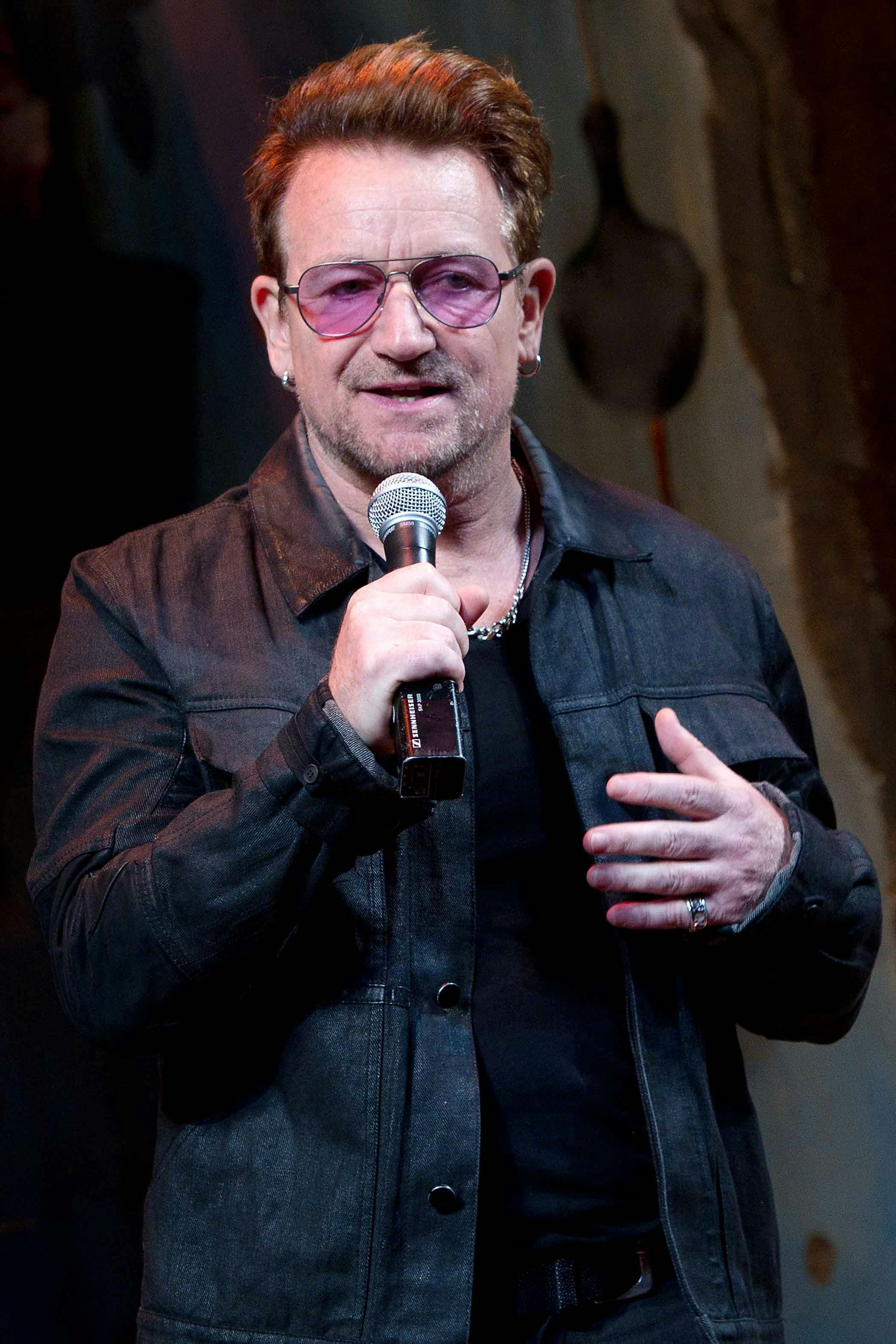 https://imgix.seoghoer.dk/media/article/bono-med-mikrofon.jpg