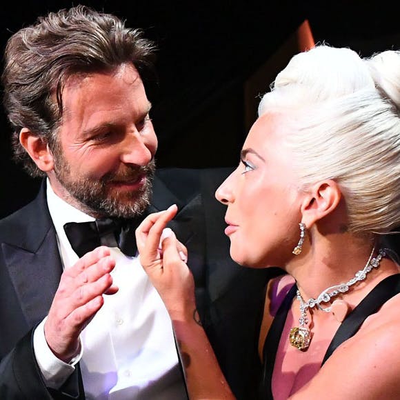 https://imgix.seoghoer.dk/media/article/bradley_cooper_og_lady_gaga.jpg