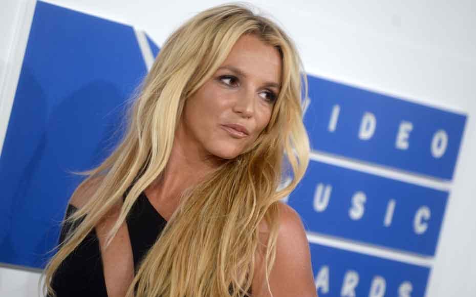 Hackere bemægtigede sig Sonys konto på Twitter og erklærede Britney Spears død.