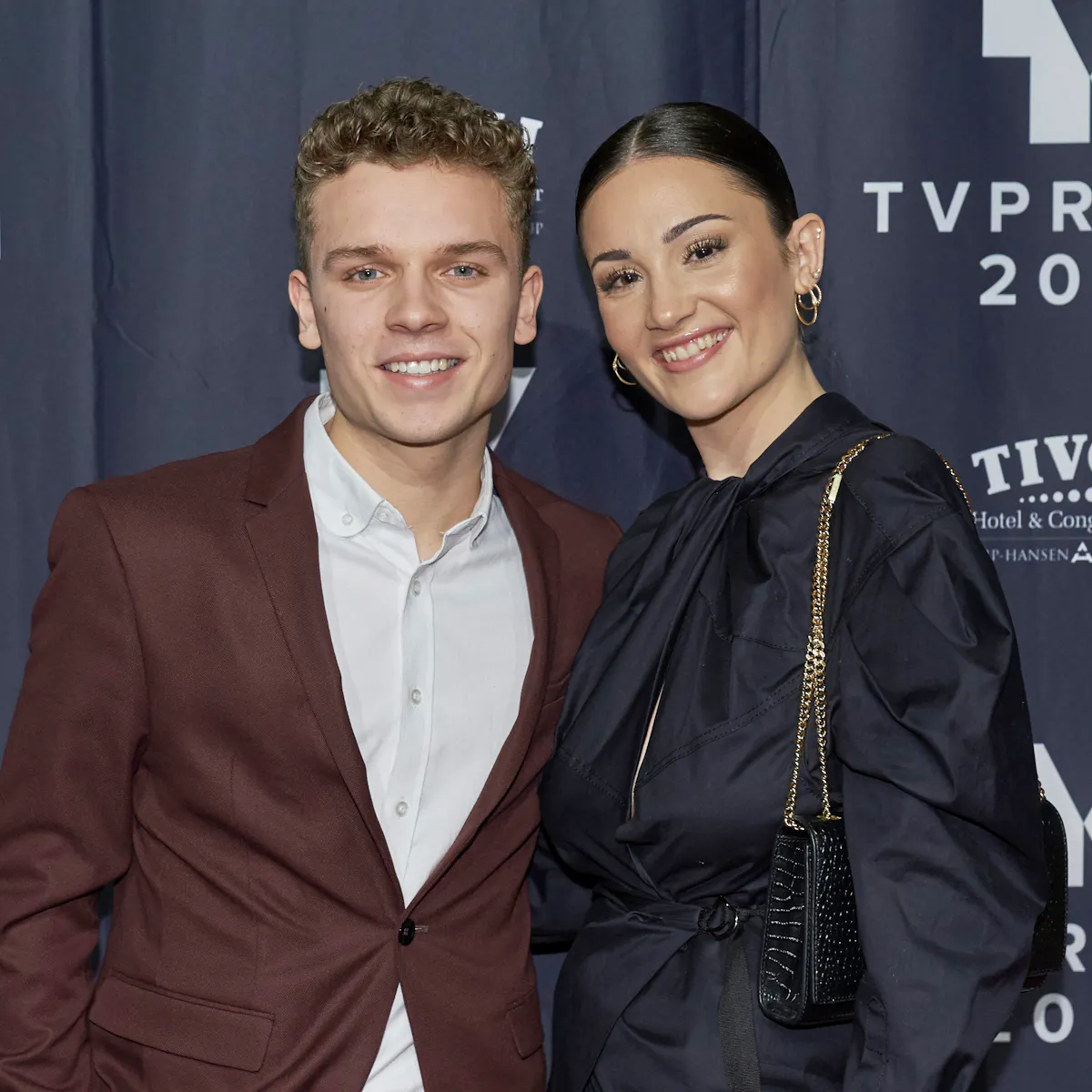 Rasmus Brohave og Maya Alberg Mikkelsen går fra hinanden | SE og HØR