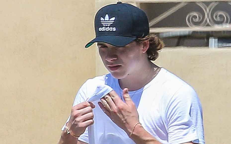 https://imgix.seoghoer.dk/media/article/brooklyn-beckham-front.jpg