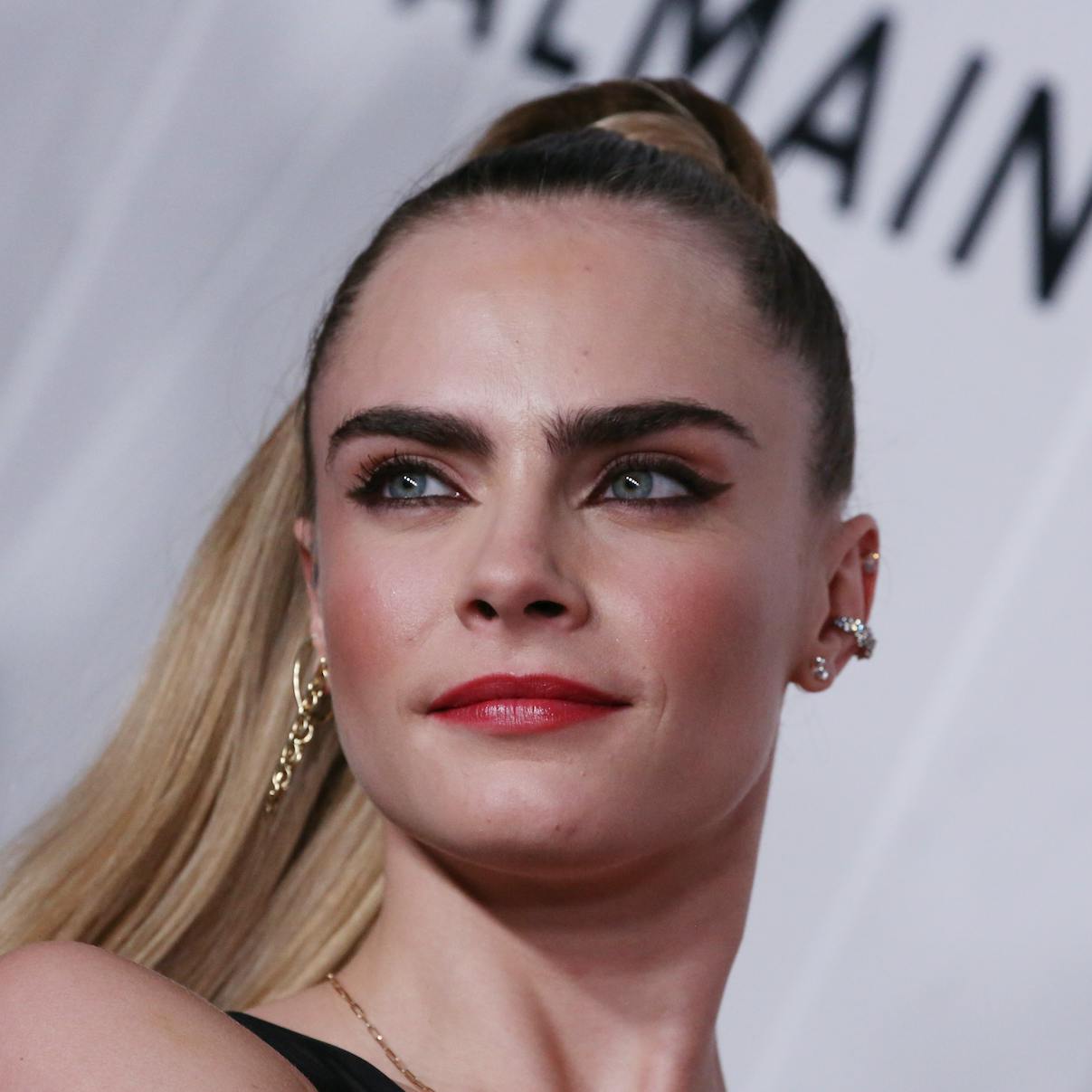 https://imgix.seoghoer.dk/media/article/cara-delevingne.png