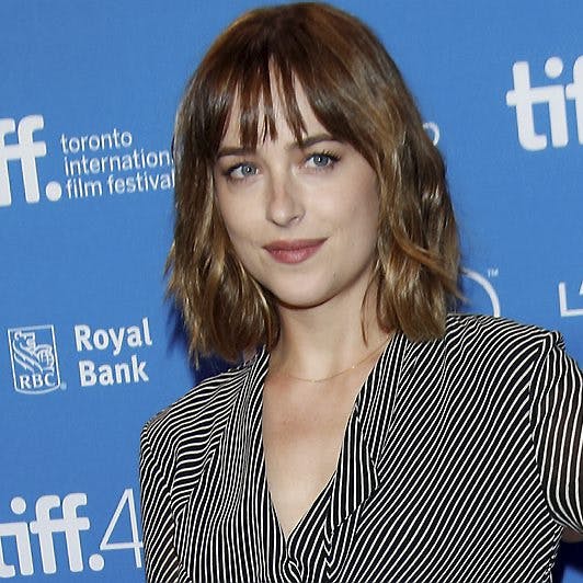 https://imgix.seoghoer.dk/media/article/dakota_johnson_aop.jpg