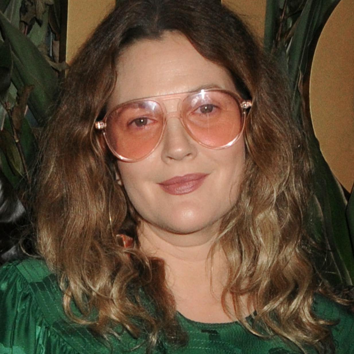 https://imgix.seoghoer.dk/media/article/drew-barrymore-sh.png
