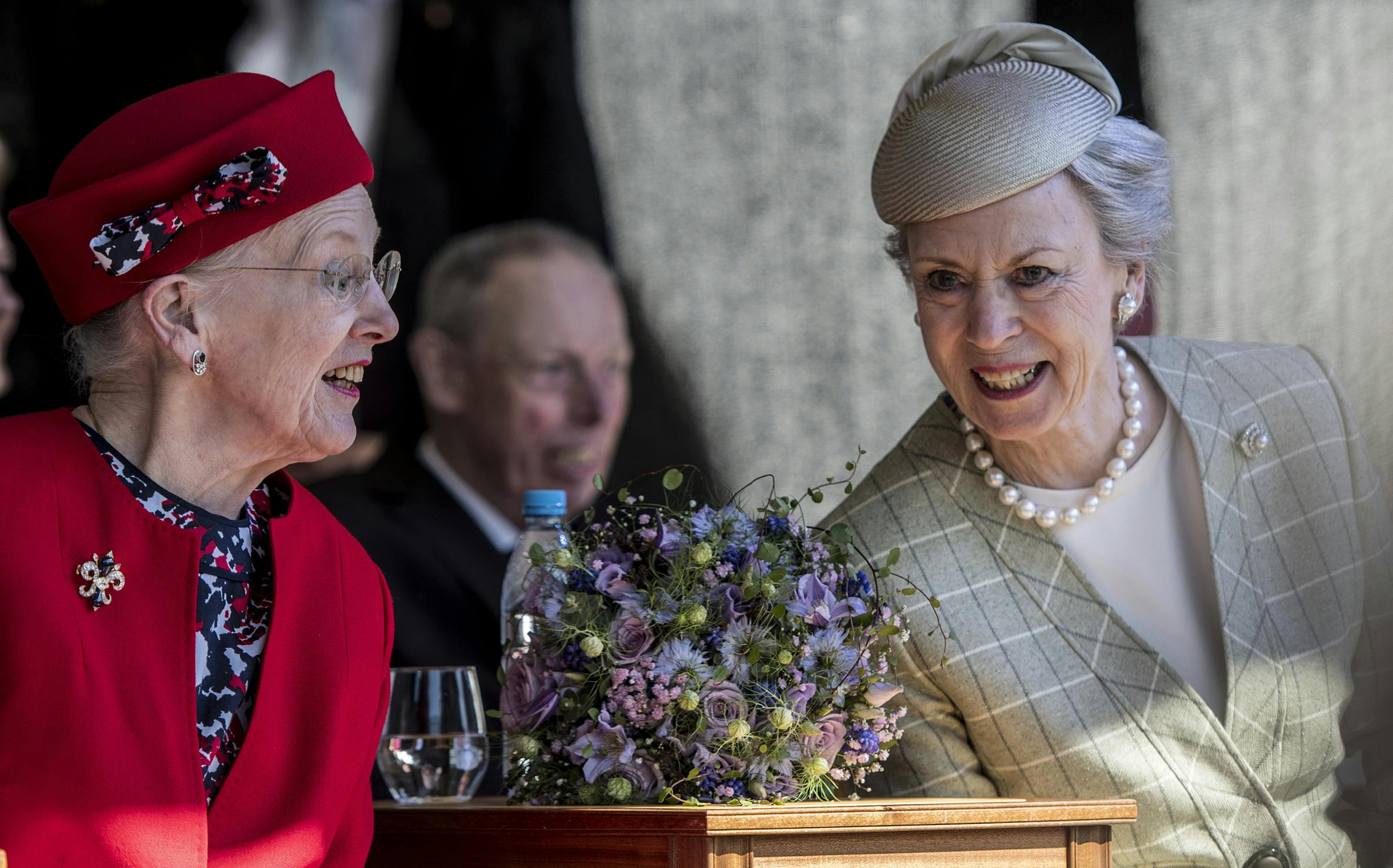 https://imgix.seoghoer.dk/media/article/dronning_margrethe_og_prinsesse_benedikte.jpg