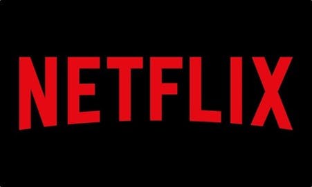 Ifølge New York Times vil Netflix fra årets slutning indføre reklamer i på et endnu billigere abonnement end det nuværende billigste. Derudover vil man slå hårdere ned på ned på deling af kodeord.