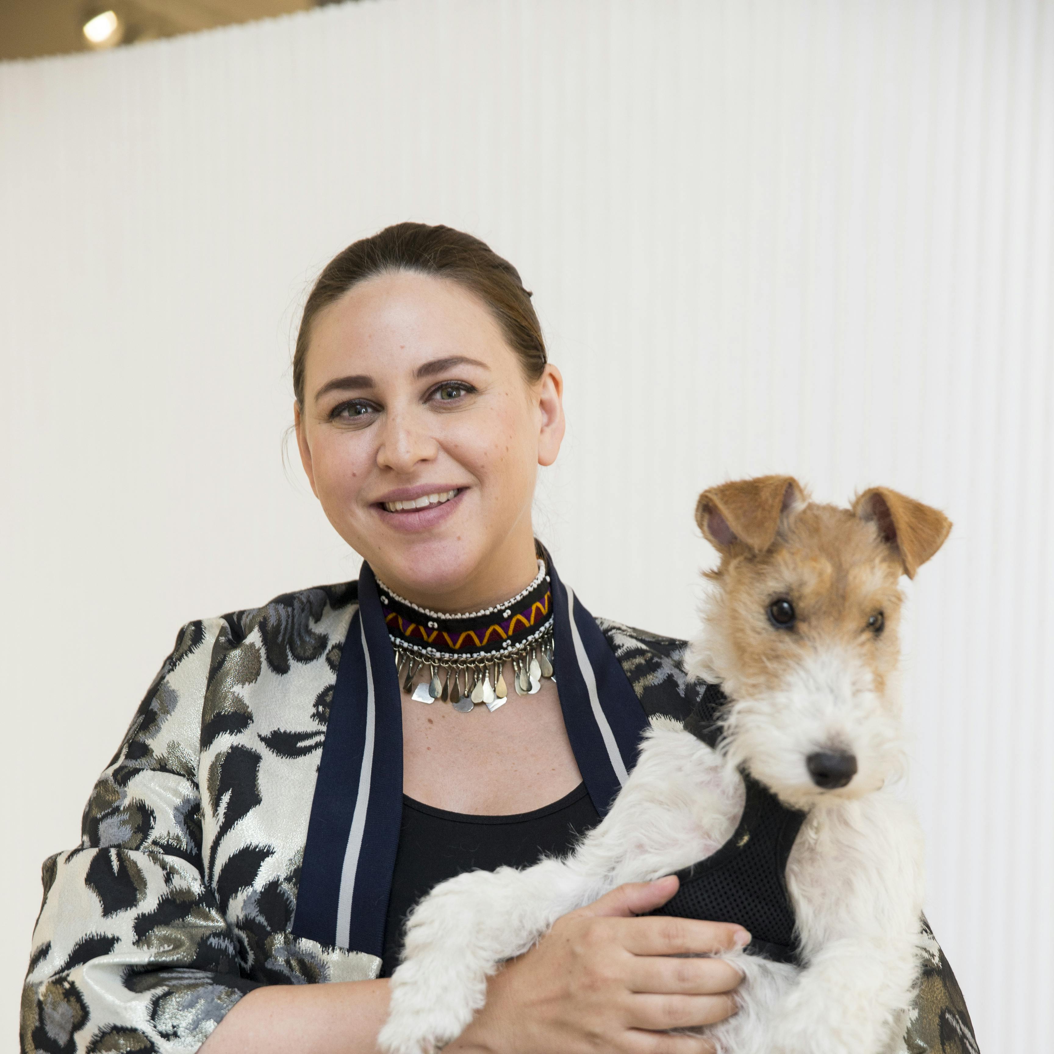 https://imgix.seoghoer.dk/media/article/fallulah_med_hund.jpg