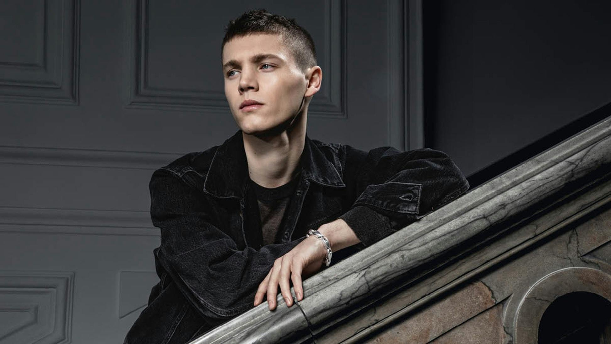 Prins Felix som model for den nye Georg Jensen-kollektion "Reflect".
