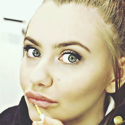 https://imgix.seoghoer.dk/media/article/fie-laursen-makeup.jpg