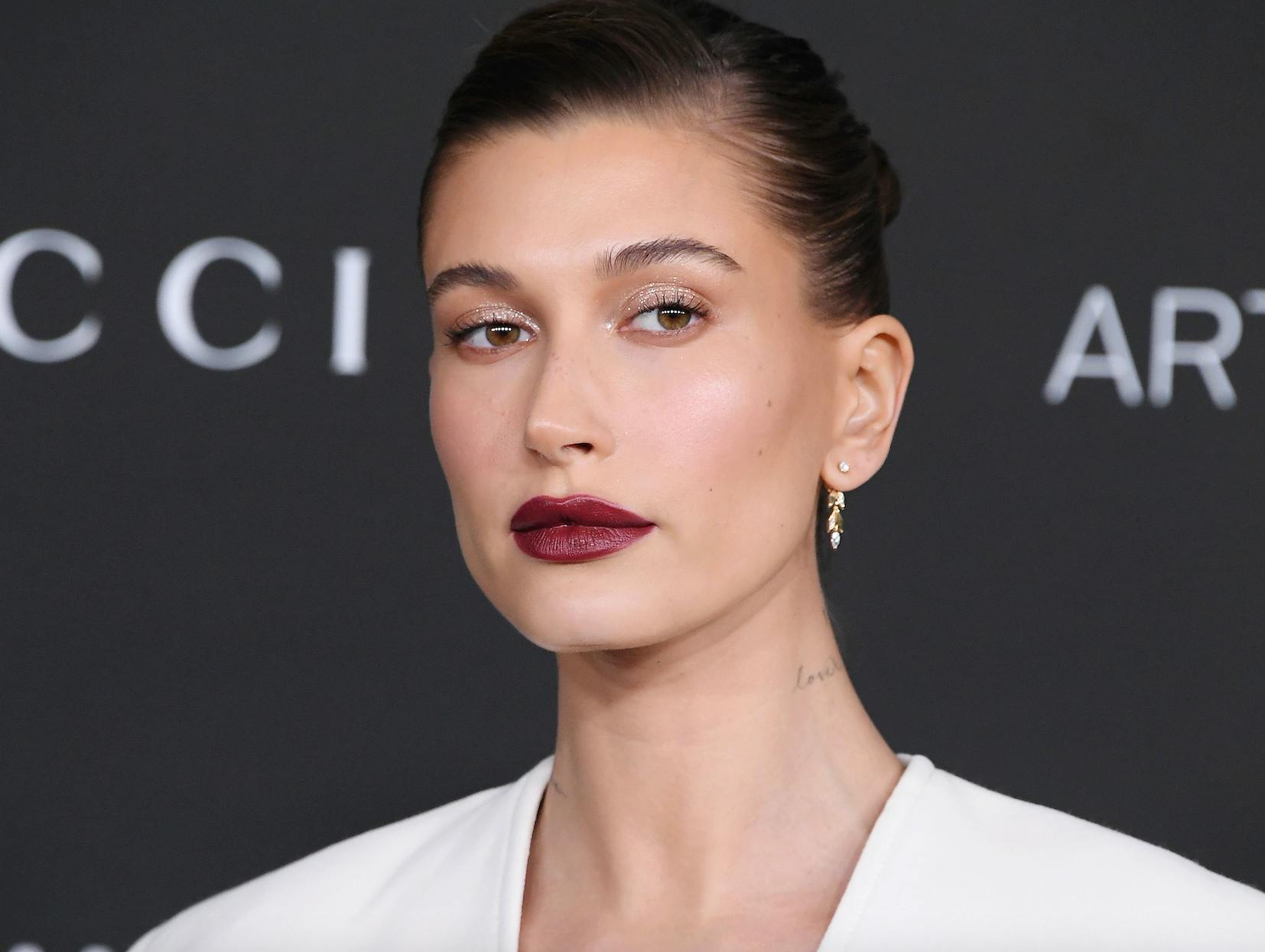 Hailey Bieber har mere end én gang været uheldig ved den store Met Gala-modefest.