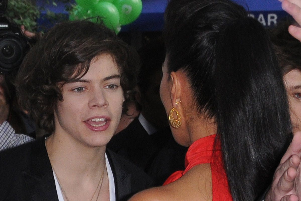 https://imgix.seoghoer.dk/media/article/harry_styles_nicole_scherzinger.jpg