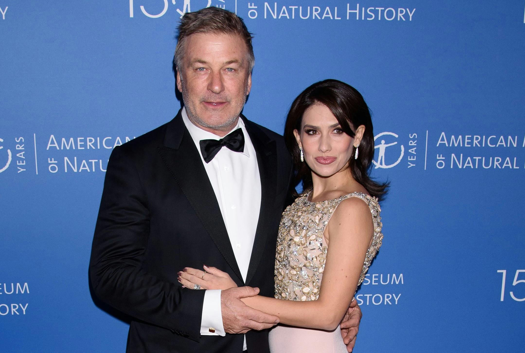 https://imgix.seoghoer.dk/media/article/hilaria_baldwin_og_alec.jpg