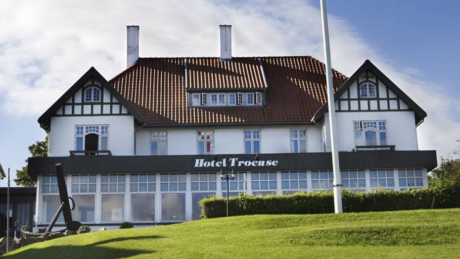 https://imgix.seoghoer.dk/media/article/hotel_troense.jpg