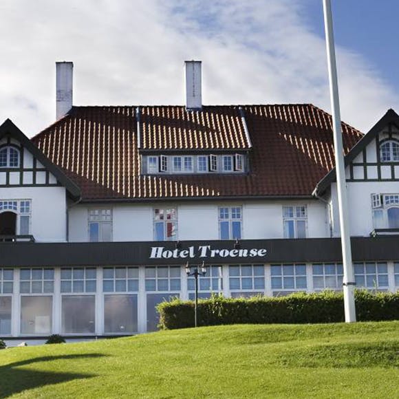 https://imgix.seoghoer.dk/media/article/hotel_troense.jpg