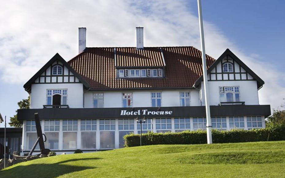 https://imgix.seoghoer.dk/media/article/hotel_troense.jpg